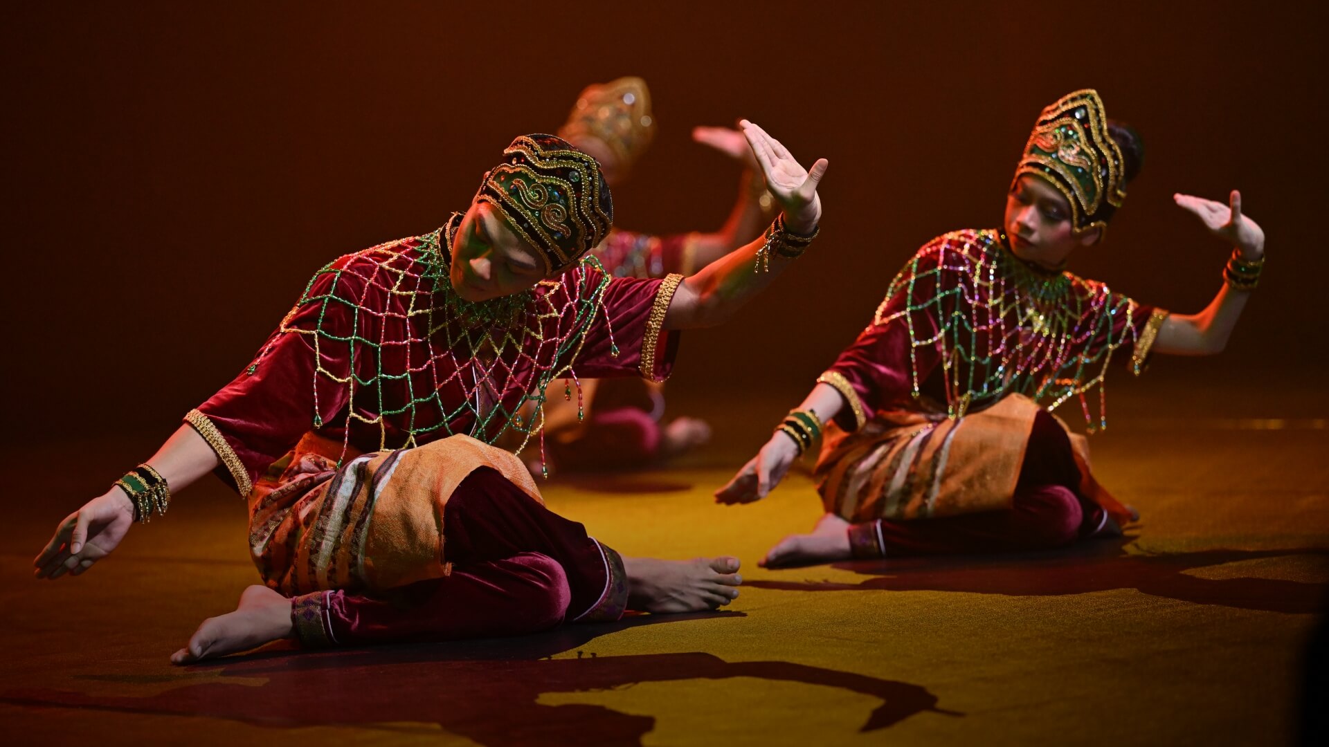 banner_2>
                    <h2 class=